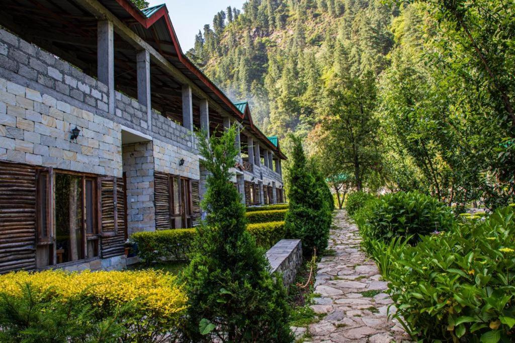 Tirthan Anglers' Retreat Banjār Buitenkant foto